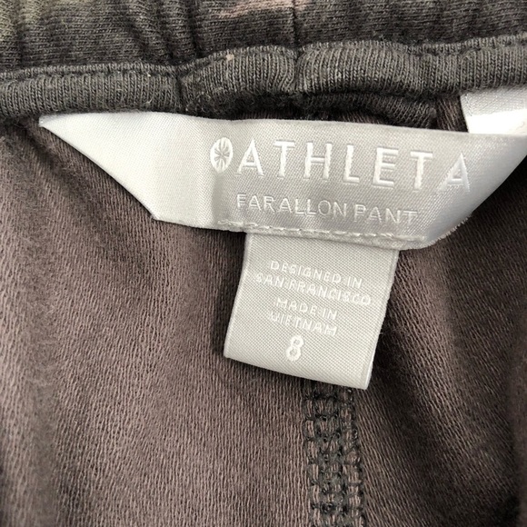 ATHLETA Farallon Camo Jogger Pant 8 Camouflage Elastic Waist Pockets 452893 - Picture 8 of 11